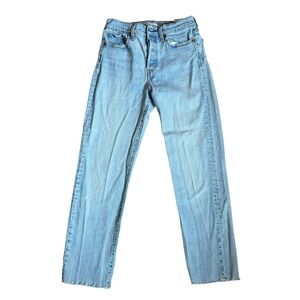 Wedgie Straight Women’s Levi Jeans